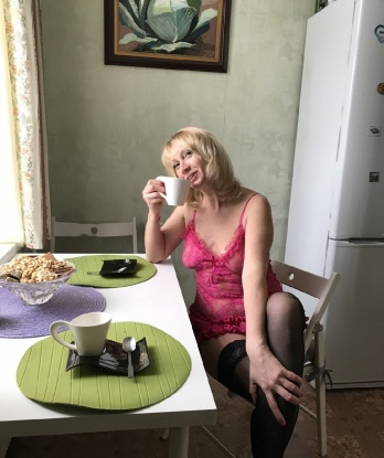 Эльвира, 47 лет, 2 размер груди